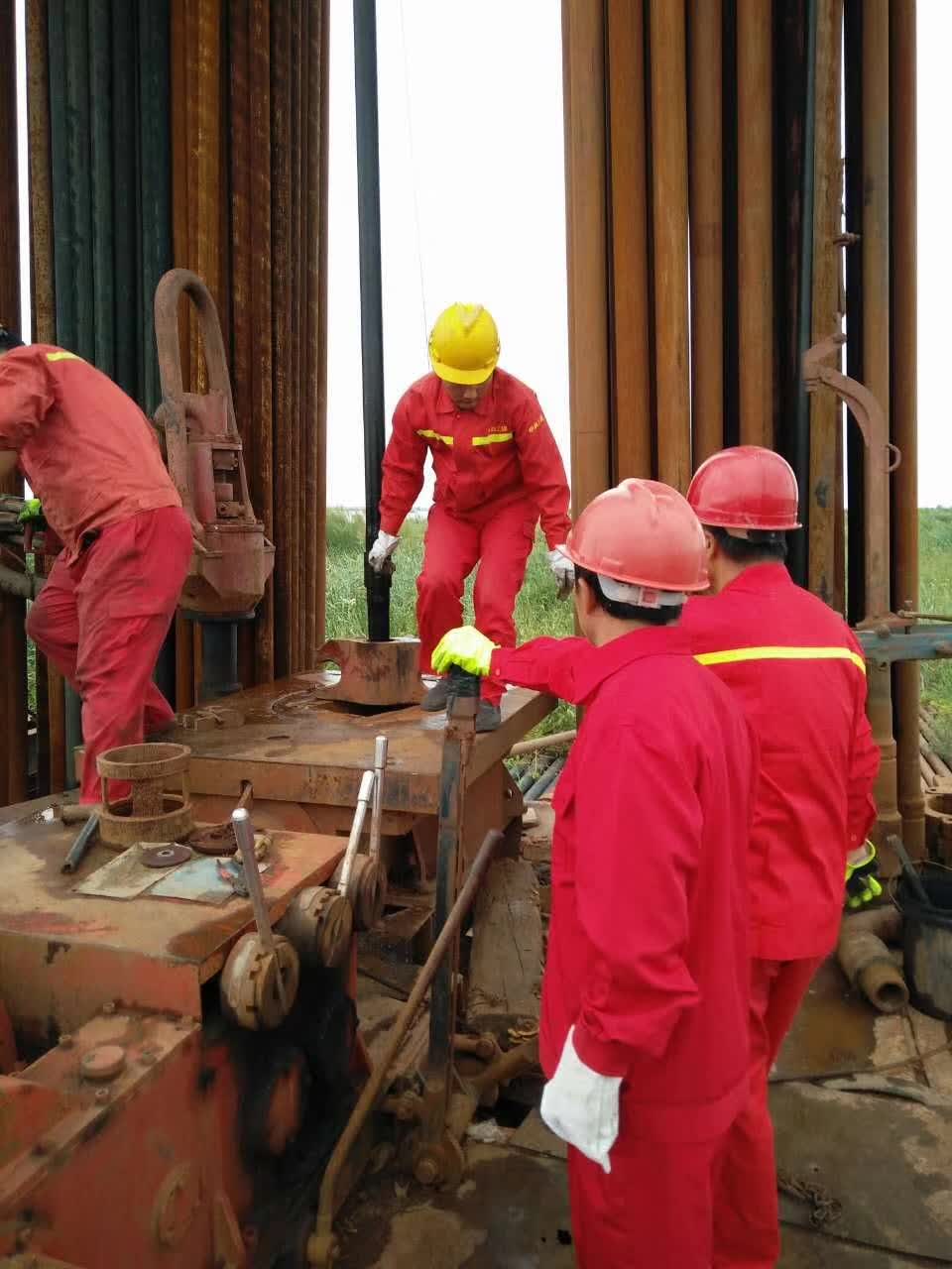 ���̰���